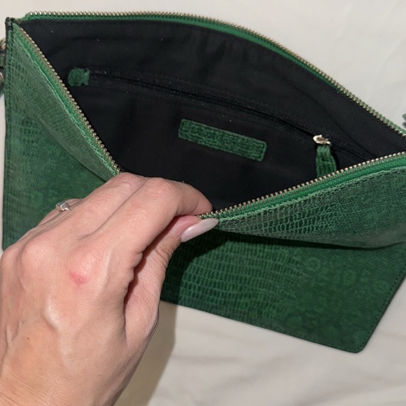 Sophia Tablet Clutch - Picture 4 of 10